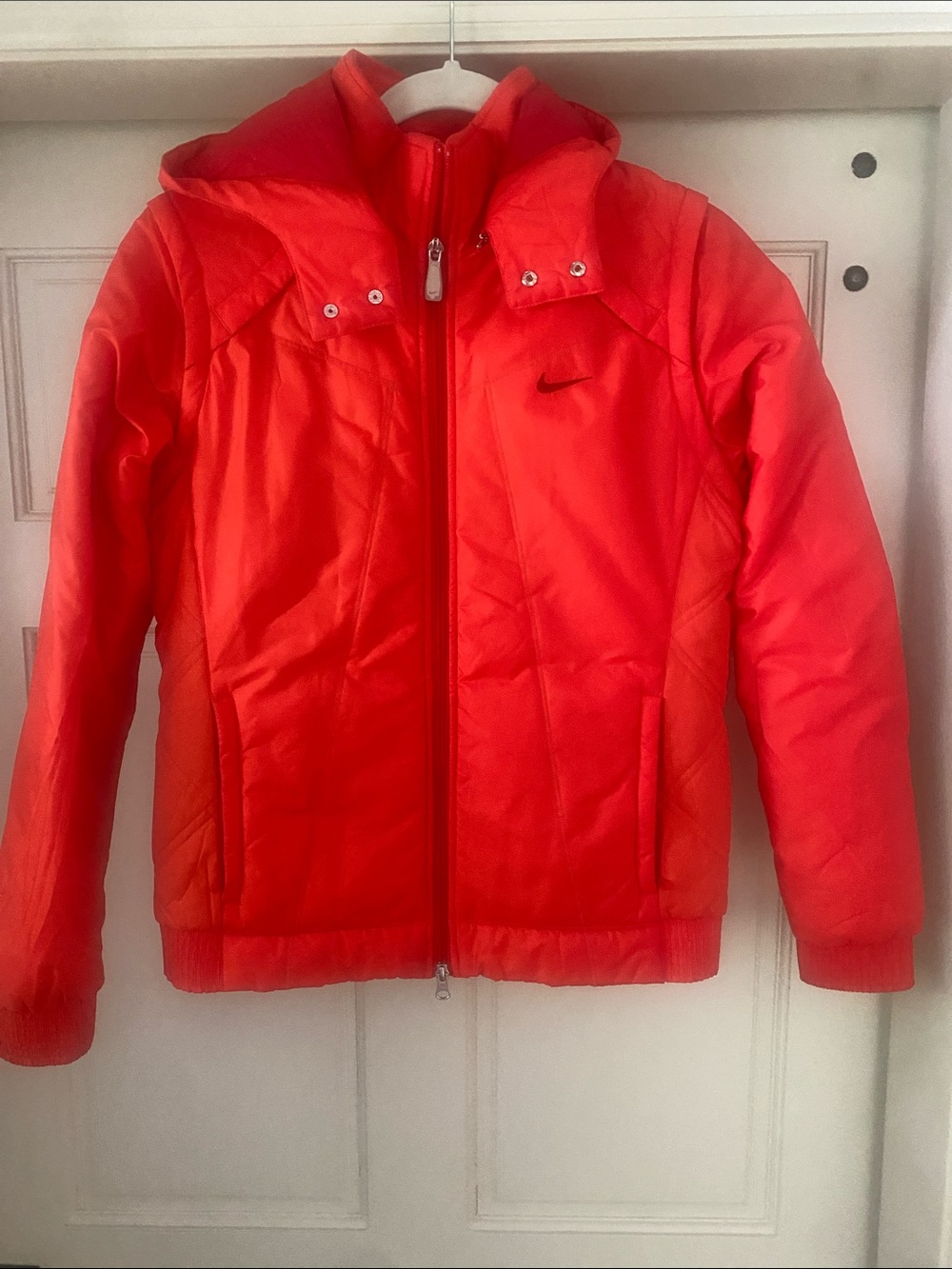 Nike Golf Bright Red Hooded Lightweight Quilted Puffer Jacket